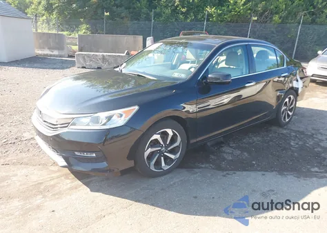 2017 Honda Accord Ex-L z USA, uszkodzony, nr VIN 1HGCR2F88HA084152